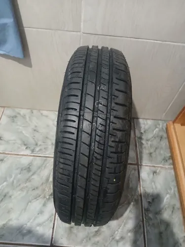Pneu 165/13