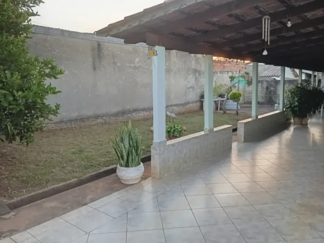 CASA 3 QUARTOS COM SUÍTE codigo: 358712
