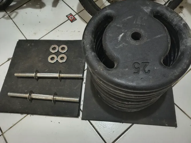 Kit 314kg de anilhas, barra e halteres