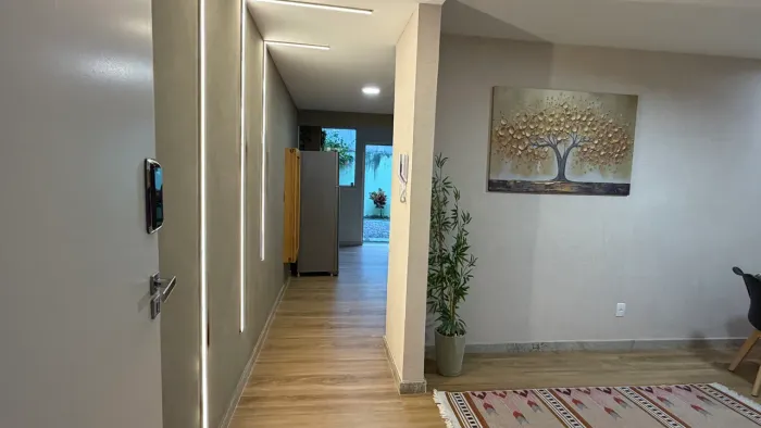 Apartamento mobiliado | 30-90 noites | Wi-Fi, Ar, Self Check-in | Próx. Aeroporto e UFES