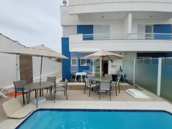 Casa nova mobiliada de 3 dormitórios na Daniela