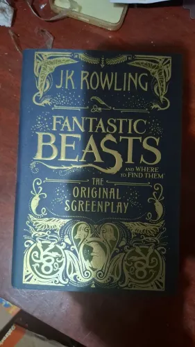 Animais Fantásticos Harry Potter - Roteiro Original em inglês, capa dura, colecionador