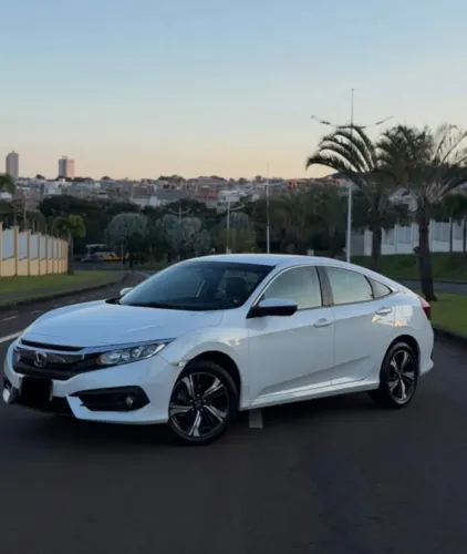 Honda Civic Sedan EXL 2.0 Flex 16V Aut.4p 2017