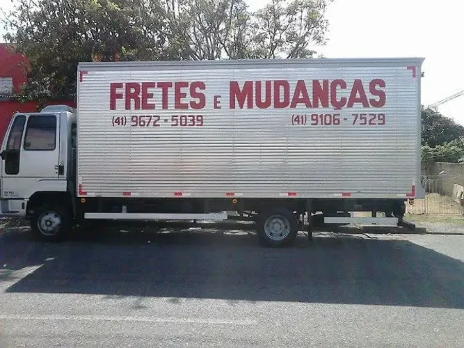Viagens, mudanças e fretes em Araucária