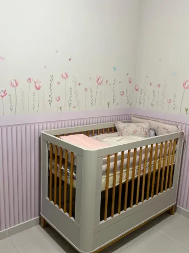 Berço mini cama boom slim 2 em 1 com cantos arredondados