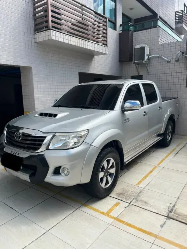 Toyota Hilux CD SRV D4-d 4X4 3.0 TDI Diesel AUT 2013
