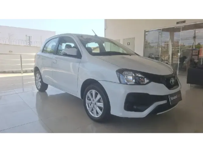 Toyota Etios X Plus 1.5 Flex 16V 5P Mec. 2020