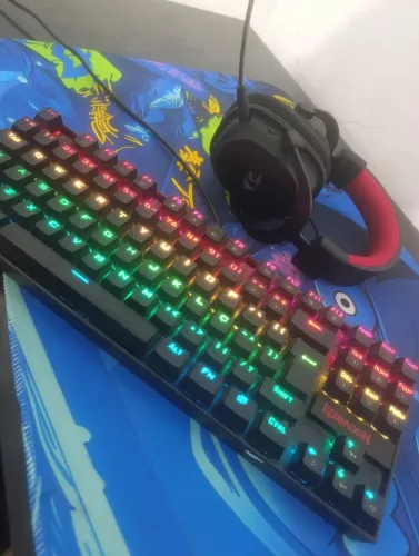 Teclado mecânico kumara , fone red dragon Zeus