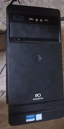 Computador Gamer core i3 4GB Placa de Vídeo Mancer RX 550