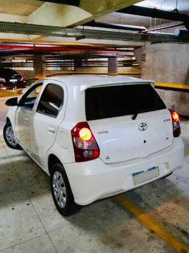 Toyota Etios X 1.3 Flex 16V 5P Aut. 2020