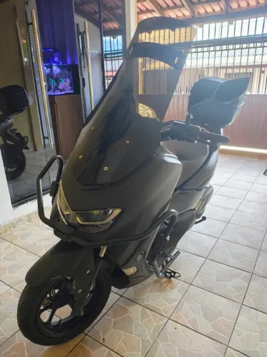 Yamaha NMAX 160 ABS 2022 - Completa + Baú 40L
