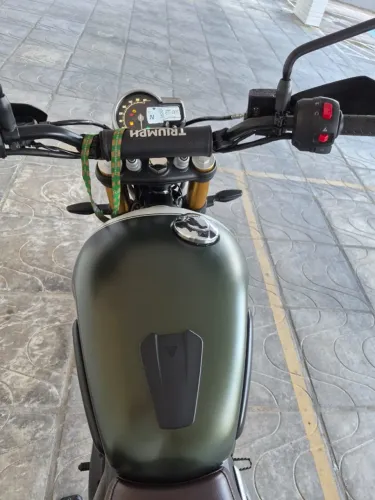 ? TRIUMPH SCRAMBLER 400X 2025 - APENAS 7.800 KM - IMPECÁVEL