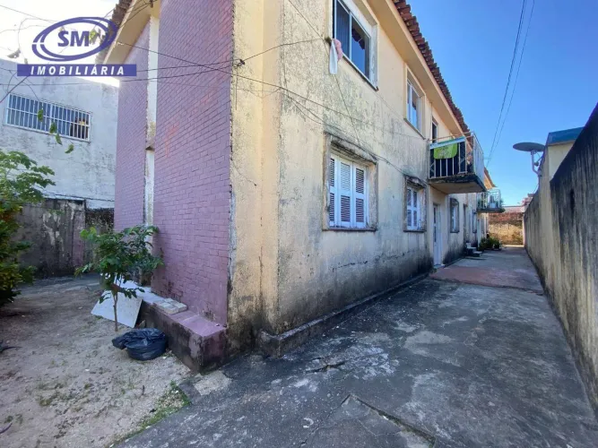 Apartamento com 3 dormitórios para alugar, 84 m² por R$ 1.100/mês - Vila União - Fortaleza