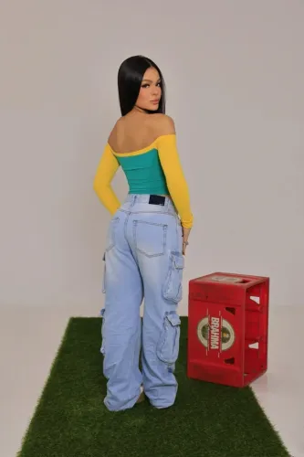 CROPPED BRAZILIAN