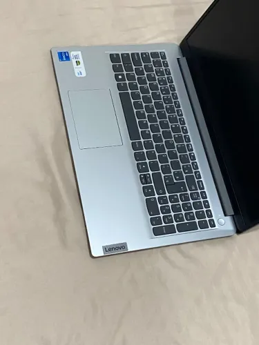 Notebook Lenovo i5 12ª Geração | SSD 512GB | Estado de Novo