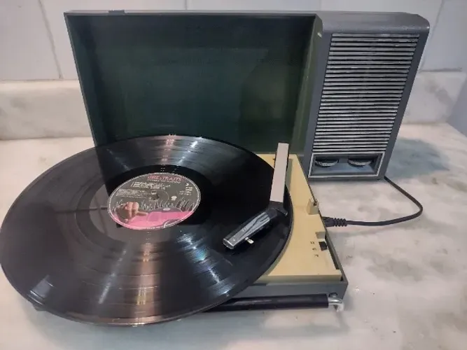 Toca-Discos Philips Vitrola 1968 - Funcionando