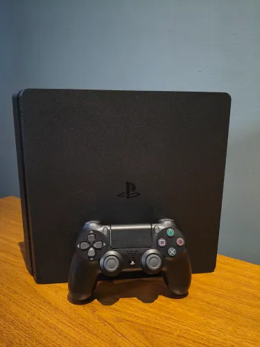 Playstation 4 1TB IMPECÁVEL