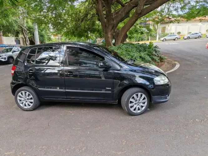 Volkswagen Fox City 1.0mi/ 1.0mi Total Flex 8V 3P 2010