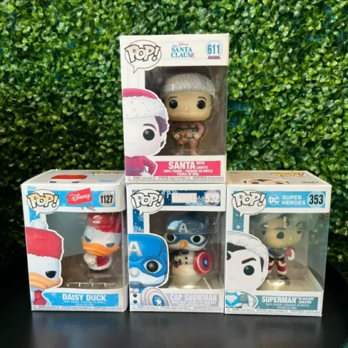 Kit 4 Funko Pop"s - Natal | Santa #611 Daisy Duck #1127 Cap Snowman #532 Superman #353