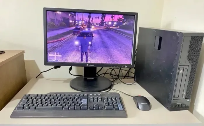 PC i5 8G SSD Windows11