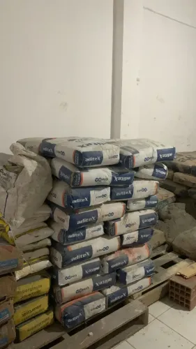 Cimento Branco Estrutural (Saco de 25kg) - Novo e Lacrado