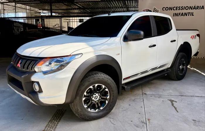Mitsubishi L200 Triton Sport GL 2.4 Diesel 2023