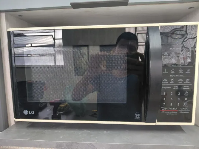 Micro-ondas LG 30L