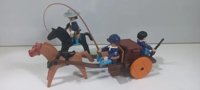 Playmobil Western set Cavalaria com carroça (velho oeste -faroeste)