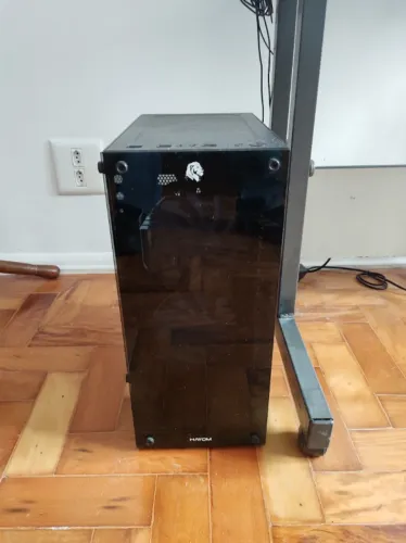 Gabinete CPU de computador de mesa (desktop) - 900,00