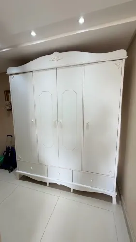 Guarda-Roupa Provençal Infantil Branco 4 Portas + 3 Gavetas