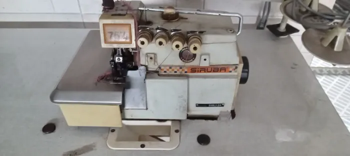 Maquina de costura industrial 