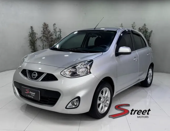Nissan March SV 1.6 16V Flexstart 5P Mec. 2017