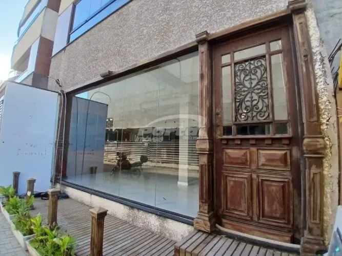 Excelente loja térrea comercial no Itacolomi, Balneário Piçarras/SC (23282)