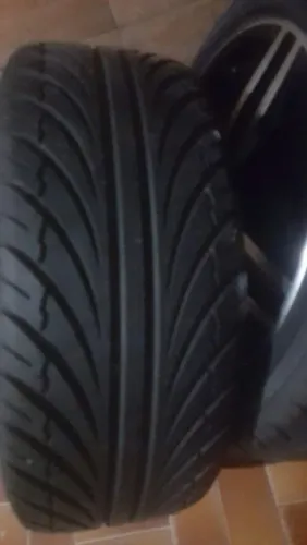 Rodas novas com pneus