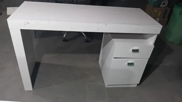 MESA MULTIUSO