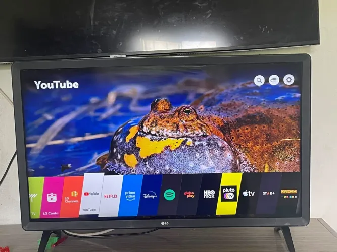 Smart TV LG webOs - Netflix, YouTube e outros aplicativos novos, nenhum defeito..