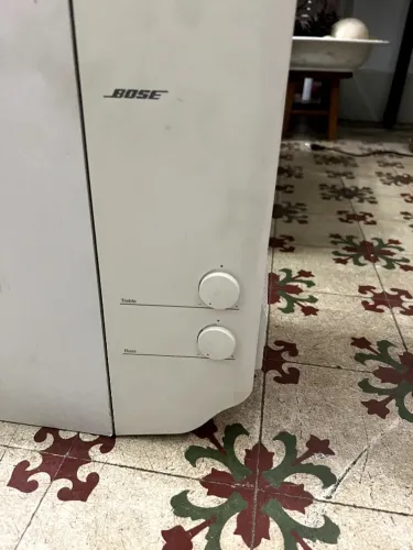 Subwoofer Bose Branco