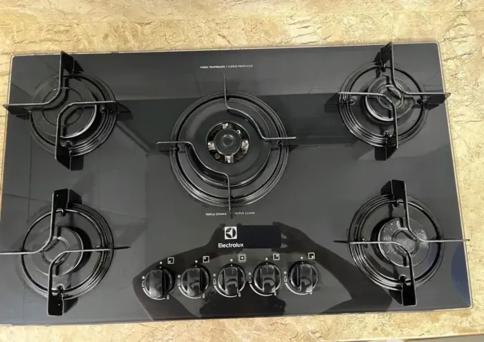 Cooktop 5 Bocas Electrolux a Gás com Tripla Chama (KE5TP) 74,8cm X 45cm