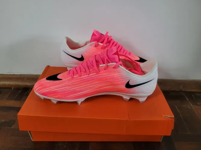 Chuteira Nike Zoom 11 Campo NOVO N°42