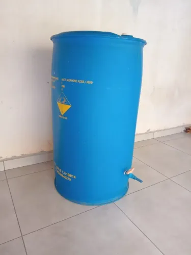 Tambor para coleta de água os resíduos