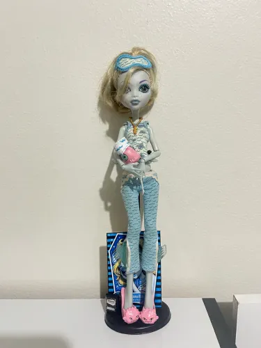 Monster high lagoona dead tired LER descrição