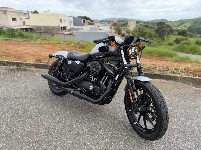 Harley -Davidson 883N IRON , impecável , único dono 