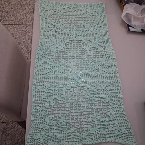 Toalha de Mesa Crochê Verde Claro 40x86cm