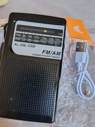 Rádio de bolso AM/ FM 