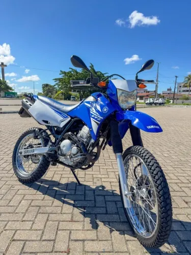 Yamaha Lander 250 ano 2017/2018 - Azul - Moto revisada e pronta para rodar.