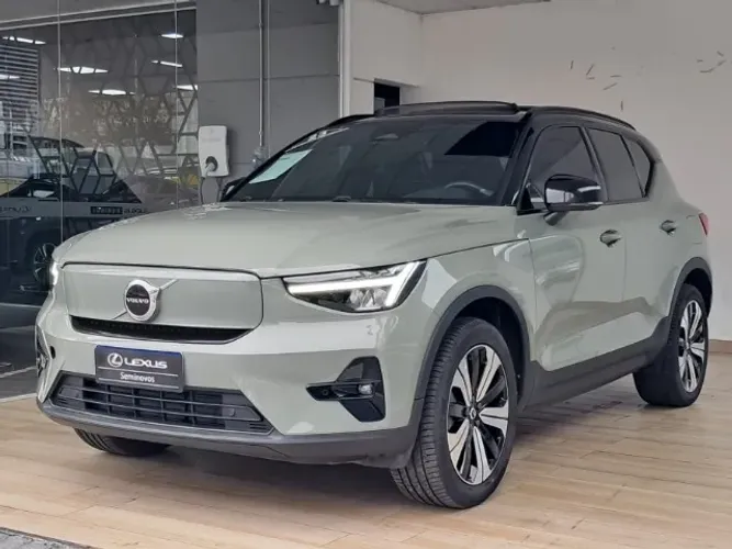 Volvo XC40 Recharge Plus (elétrico) 2023