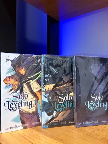 Solo Leveling Volumes 1 a 3 - Manhwa