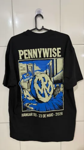 Camiseta PENNYWISE show no Hangar 110