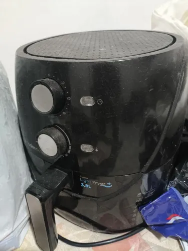 Forno elétrico+ 1 Air frier novo