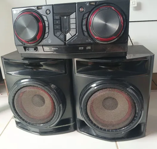 LG